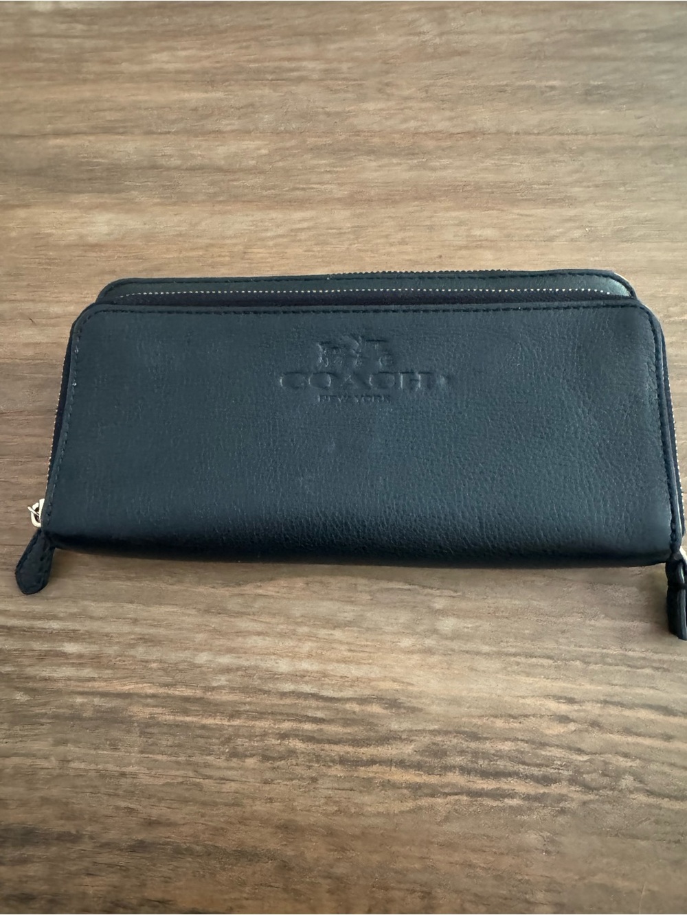 Coach Black Leather Double Accordion Zip Wallet 2004
